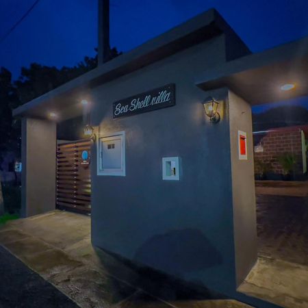 Sea Shell Villa Hikkaduwa 2 Separate Cabanas Ocean Front Villa מראה חיצוני תמונה