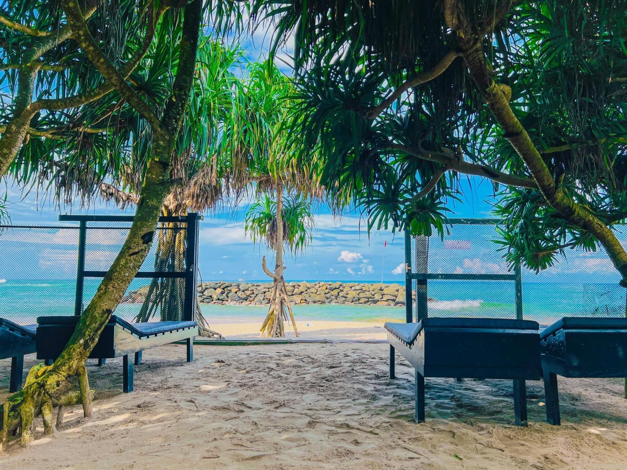 Sea Shell Villa Hikkaduwa 2 Separate Cabanas Ocean Front Villa מראה חיצוני תמונה