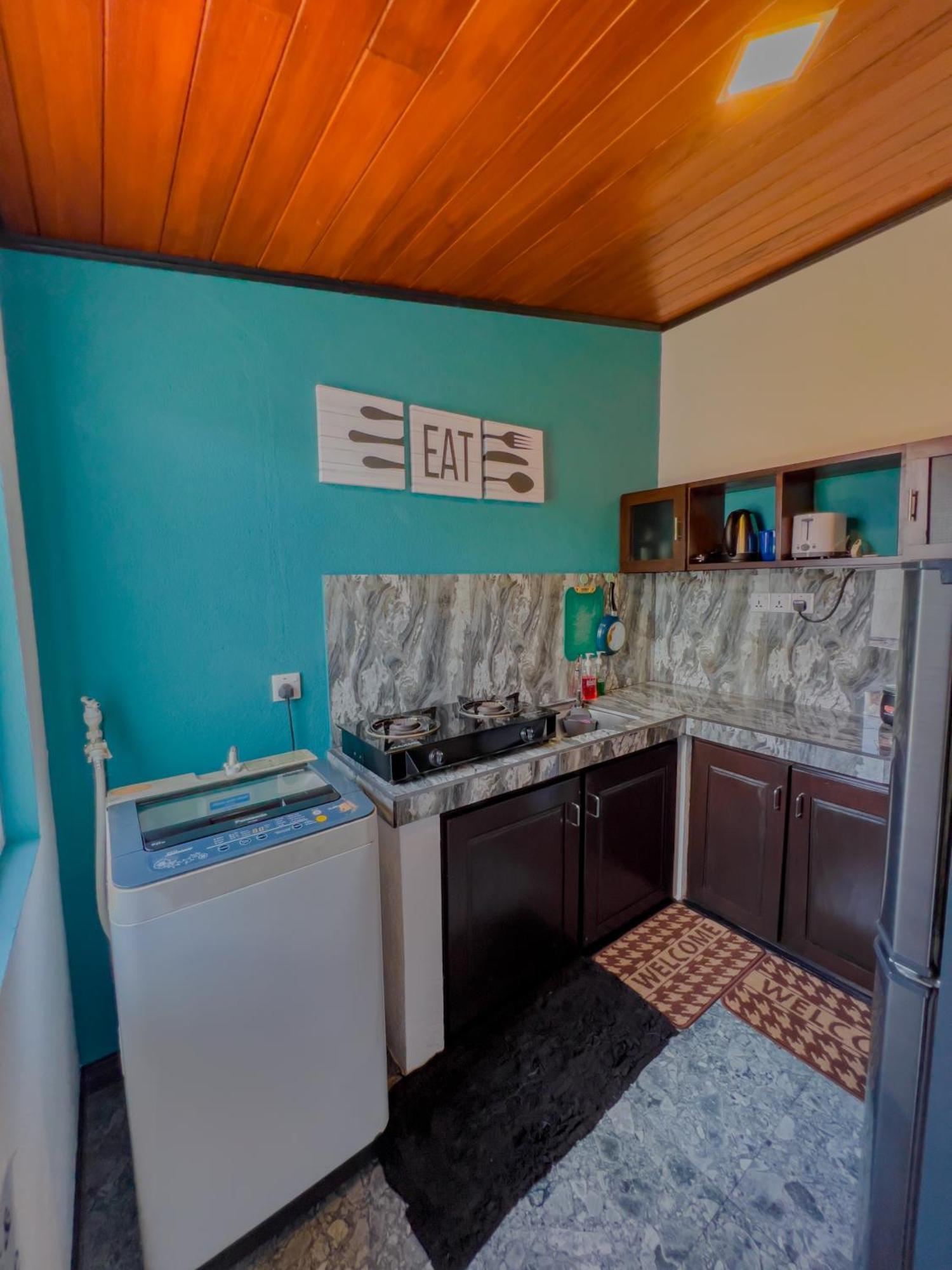 Sea Shell Villa Hikkaduwa 2 Separate Cabanas Ocean Front Villa מראה חיצוני תמונה
